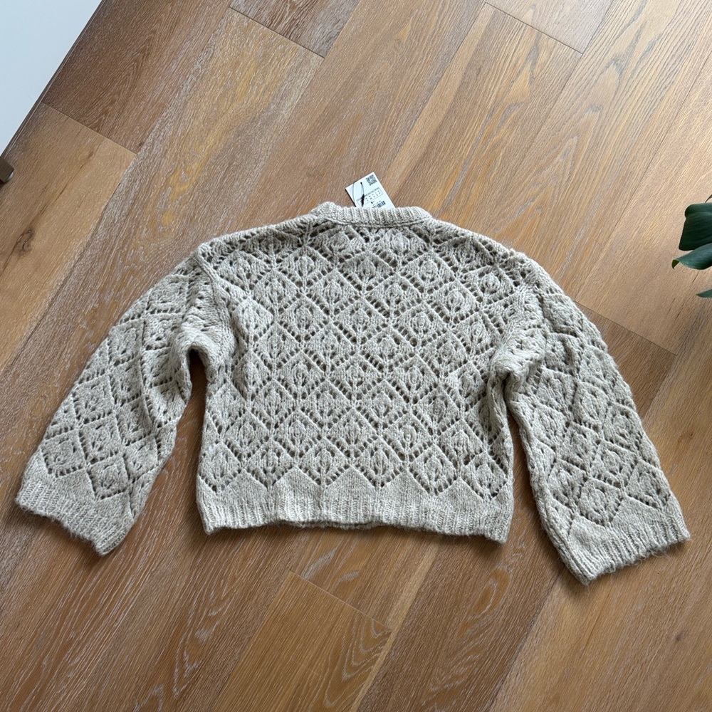 Zara Beige Knit Sweater - Picture 5 of 5